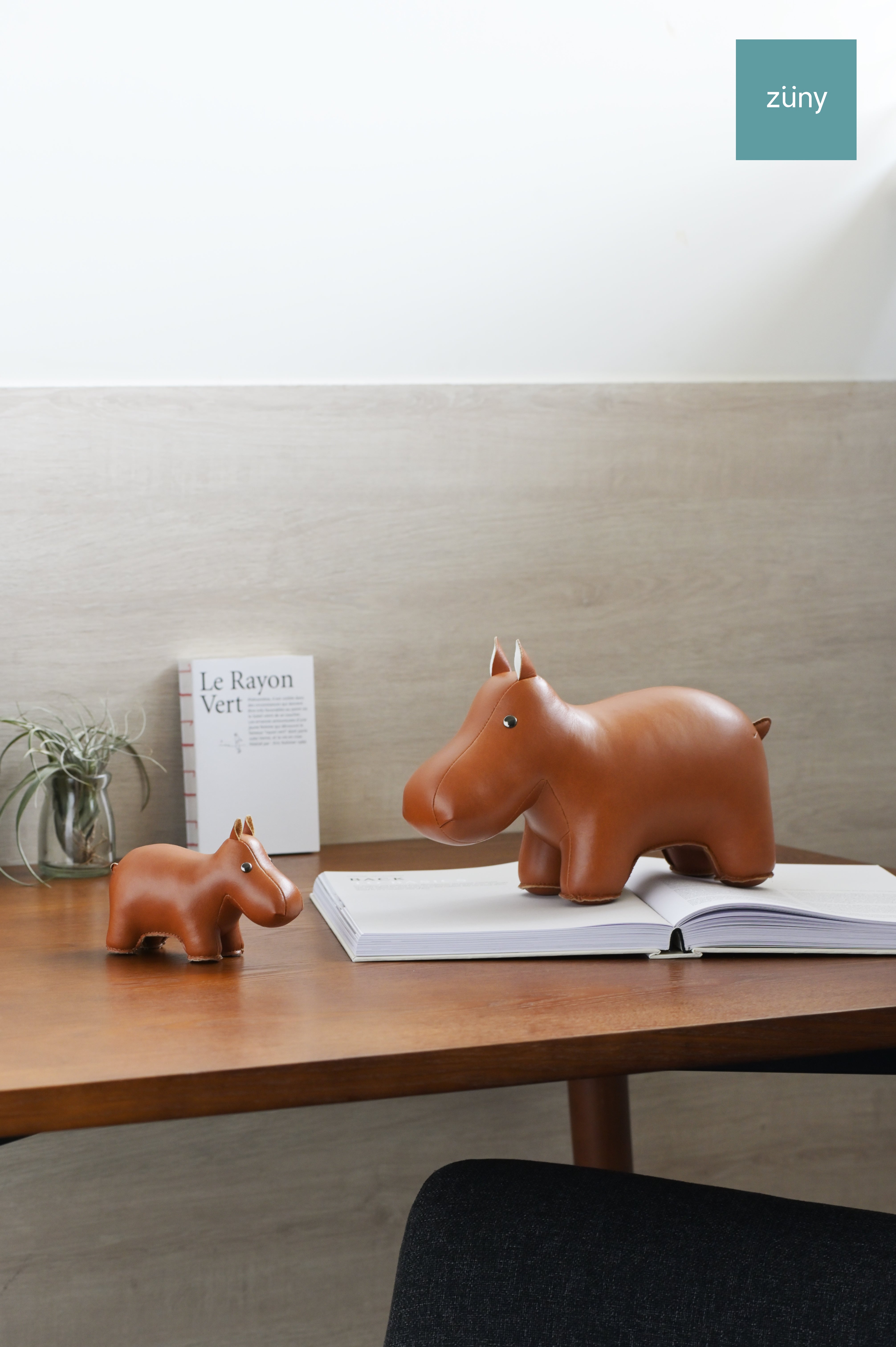 Classic Hippo Paperweight