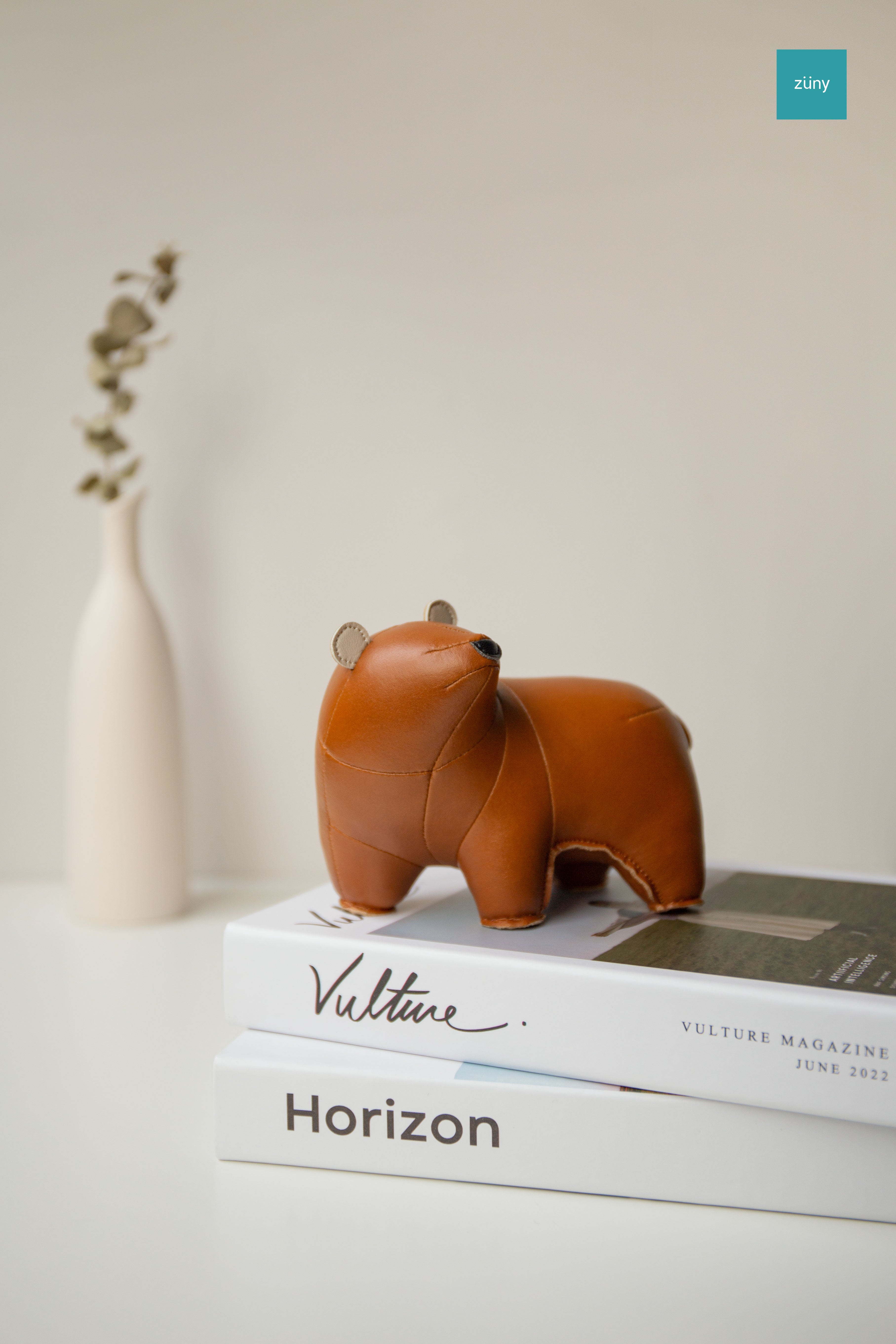 Gaze Bear Bero Paperweight