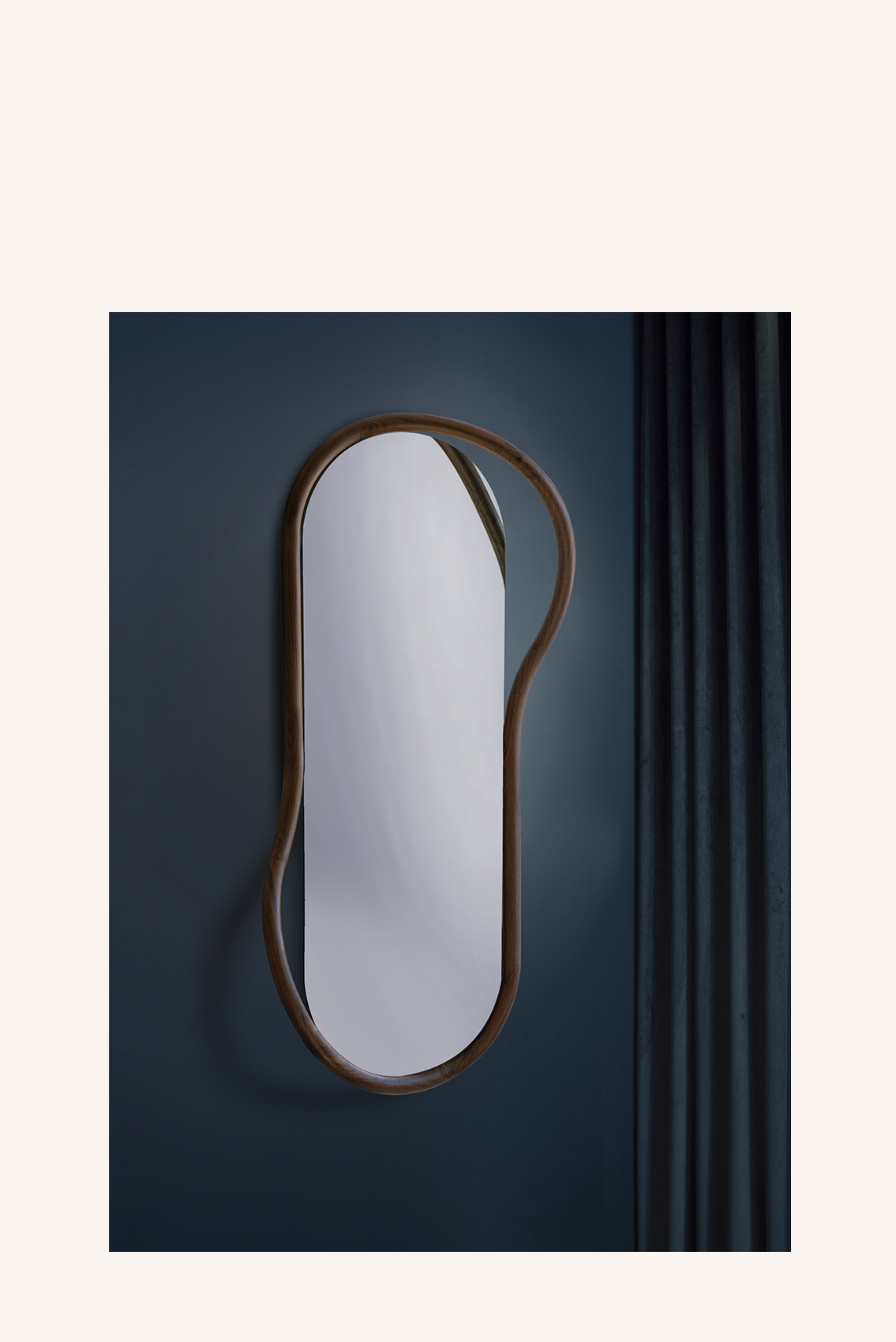 Unut Oval Mirror