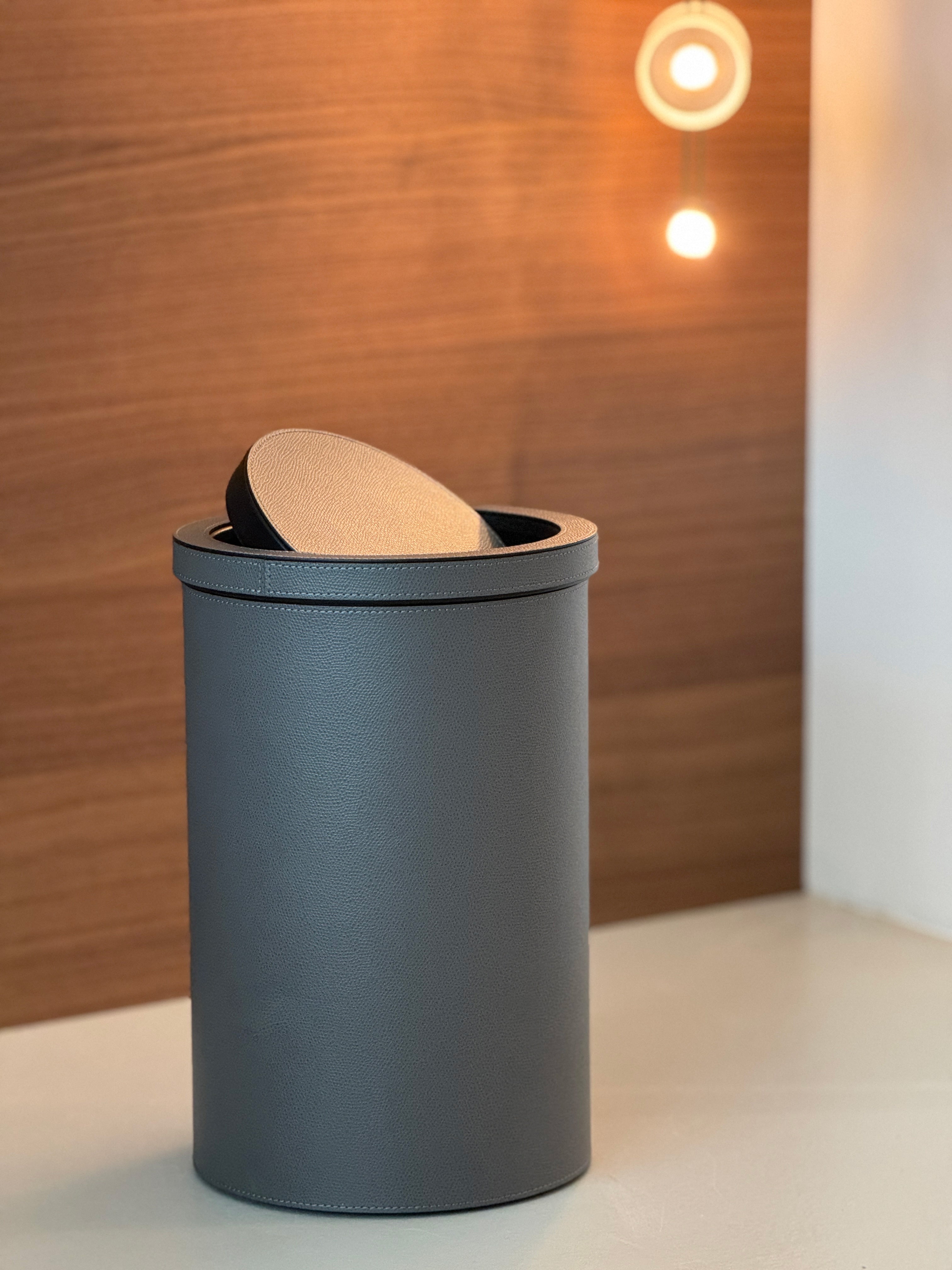 Tilting Lid Bin