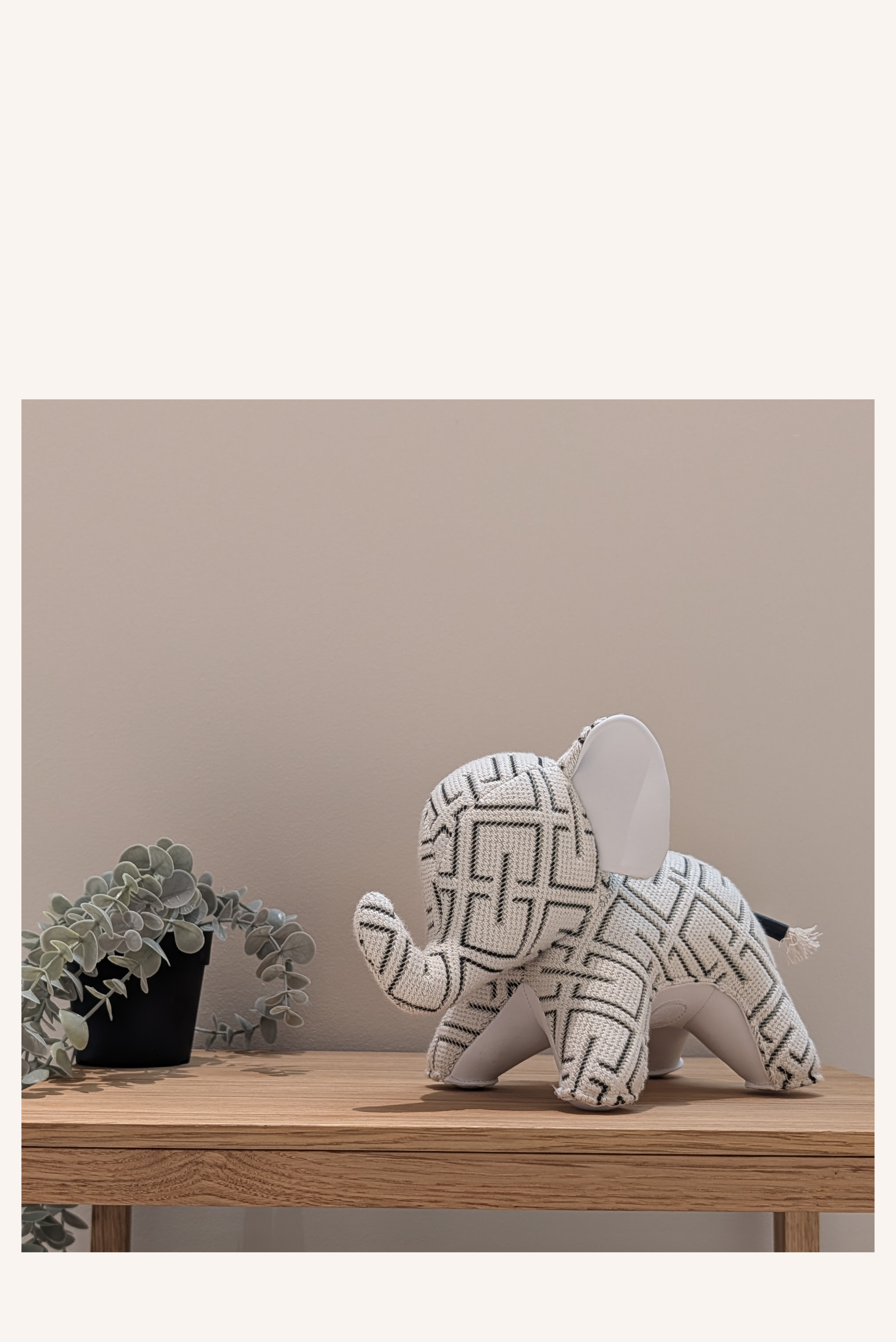 Elephant Bookend (Kvadrat Edition)